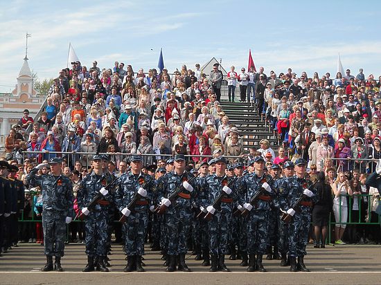 Митинг в честь 70-летия Победы прошёл на главной площади Вологды