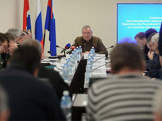 Рогозин заявил, что Франция не продаст «Мистрали» без разрешения России