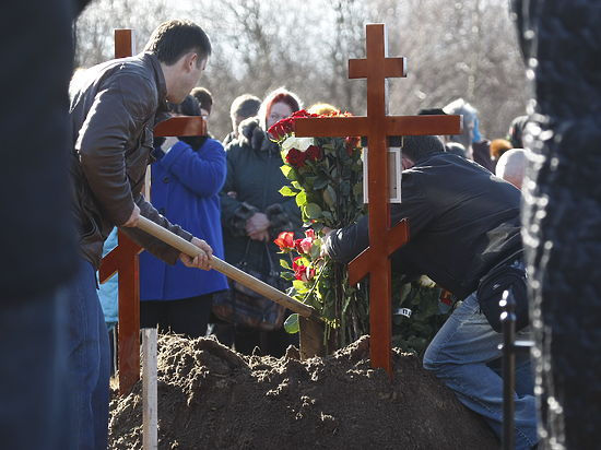 Калининградской семье на похороны привезли тело незнакомого человека