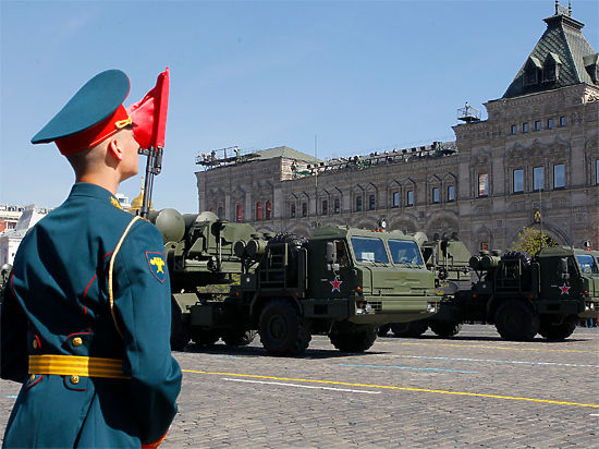 Эксперт: США уже 20 лет разрушают российскую «оборонку»
