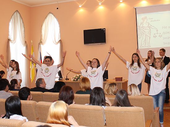 В Президентской академии состоялось посвящение в студенты 