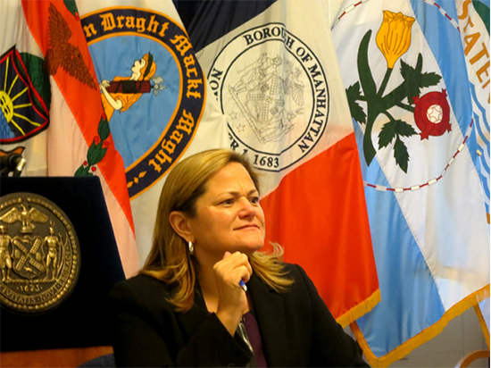 Спикер Горсовета Нью-Йорка: чем новый указ по иммиграции грозит нелегалам