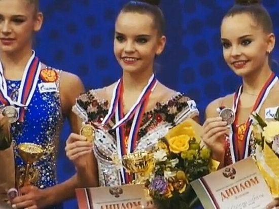 Гимнастки сестры Аверины завоевали «золото» и «бронзу» на Чемпионате России