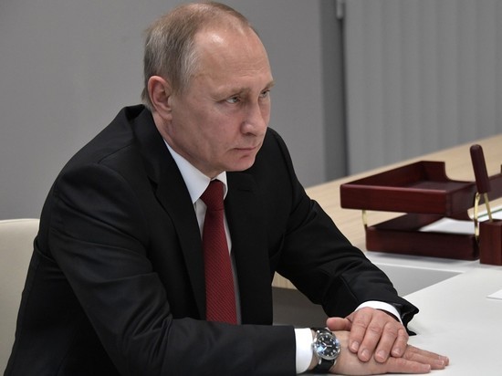 Путин снял с руководящих должностей 12 генералов МЧС, СКР, ФСИН