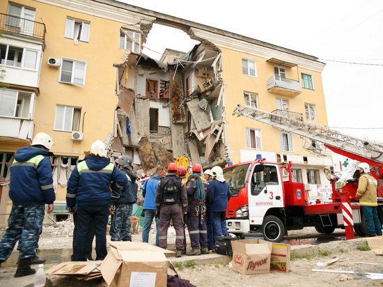 Незаконная врезка в сети стала возможной причиной взрыва дома в Волгограде и гибели троих людей