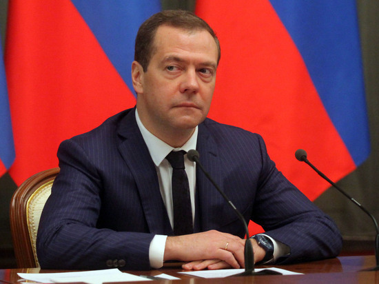 Медведев поставил на Трампе крест: 