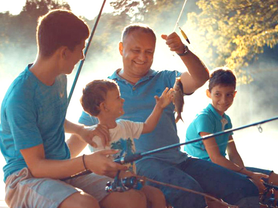 Президент Молдовы минувшие выходные провел на природе с сыновьями 