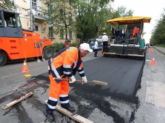 Во дворах Омска начался масштабный ремонт дворовых территорий
