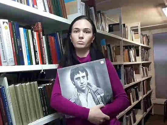 К 80-летию со дня рождения Высоцкого калининградские библиотекари прочитали его «Балладу о любви»