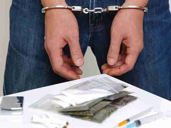Калужские полицейские ликвидировали канал поступления в регион наркотических средств