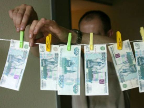 В Оренбурге банкоматы «Ренессанс Кредит» не принимают купюры номиналом 1 тысяча рублей