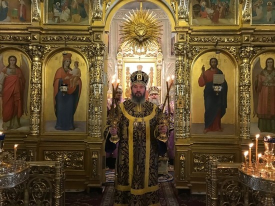 Архиепископ Элистинский и Калмыцкий совершит праздничное богослужение в пасхальную ночь