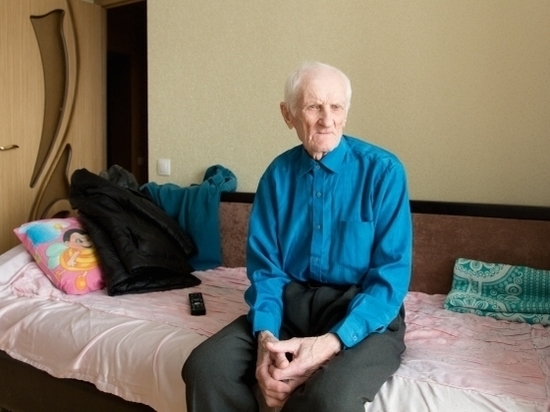 На доверии: 68-летняя подруга уговорила ветерана из Волгограда отдать ей квартиру