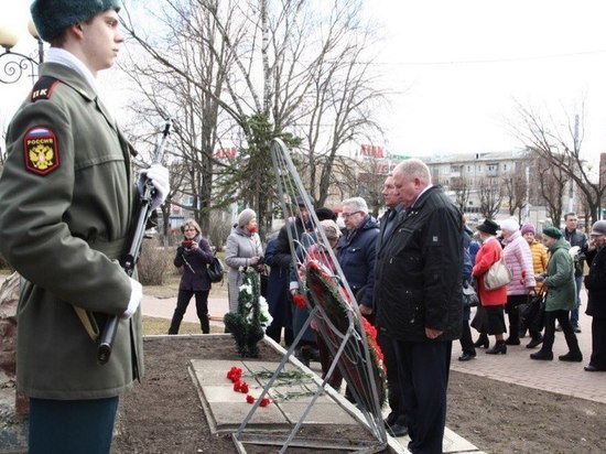 В Калуге отметили Международный день освобождения узников фашистских концлагерей