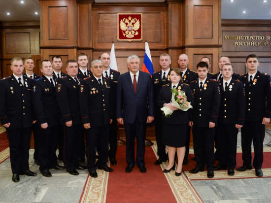 Смелого сержанта из Ялты наградили в Москве