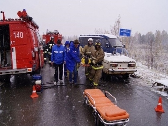 В Мордовии после аварии загорелся автомобиль, пострадал человек