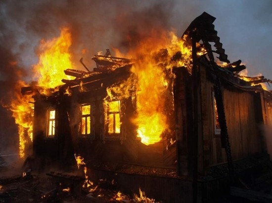 При пожаре в доме на севере Тамбова погибла женщина