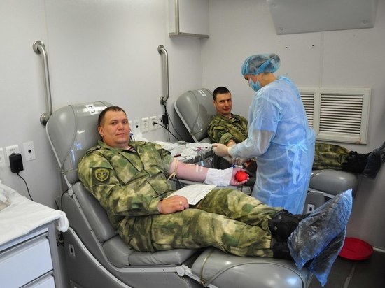 17 литров крови за один день сдала Росгвардия Костромской области