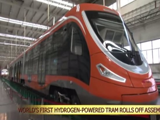 Китайцы построили первый в истории трамвай на водороде
