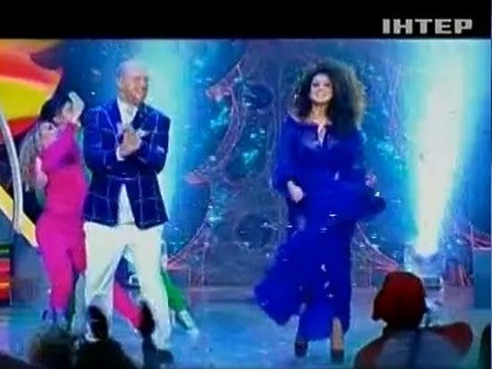 Украинский телеканал "Интер" "из-за истерии" снимает с эфира все новогодние концерты