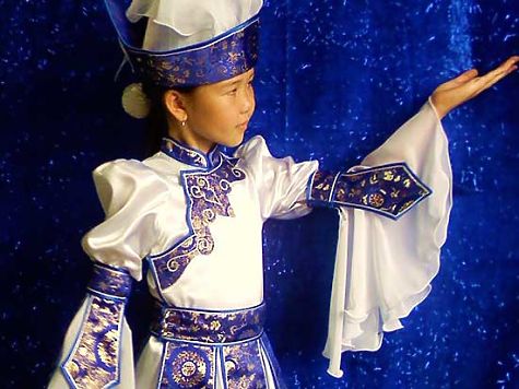 Бурятский национальный костюм для девочки