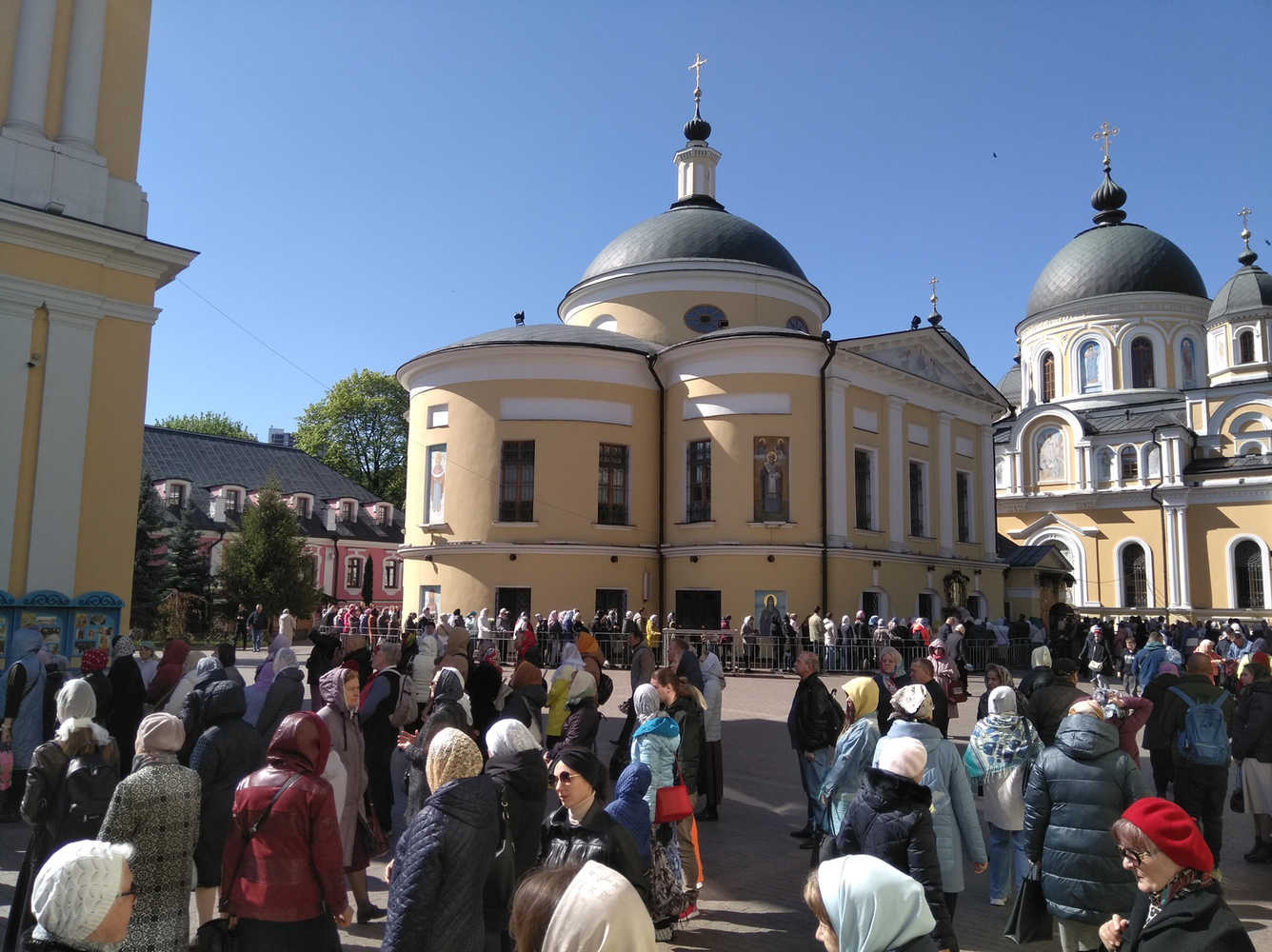 В Покровском монастыре прошла литургия в день памяти блаженной Матроны  Московской