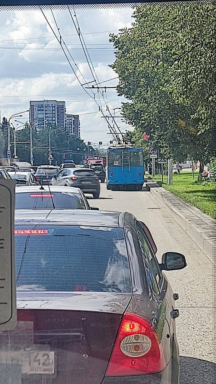 Четыре автомобиля: массовая авария произошла в Новокузнецке - МК Кузбасс