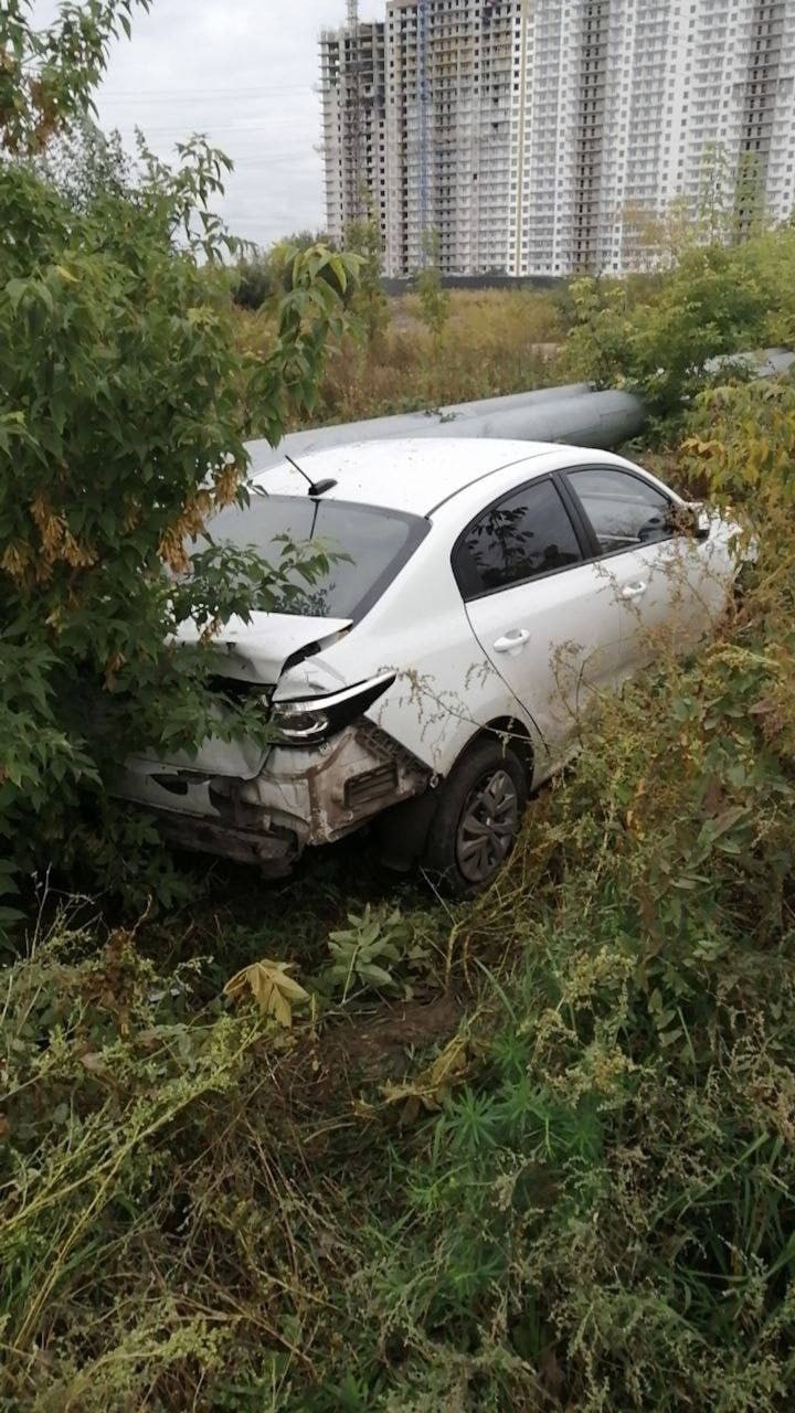 В Новосибирске водитель «Киа» разбил шесть машин и попытался скрыться - МК  Новосибирск