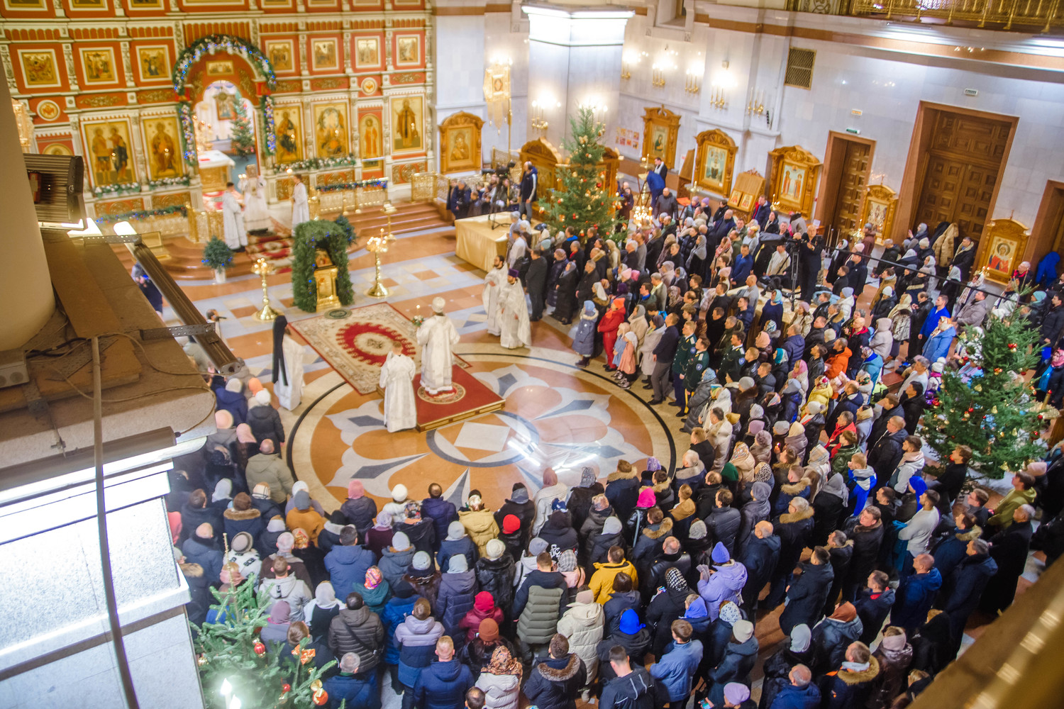 Кафедральный собор в Хабаровске на Ленинградской