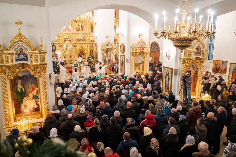 Созрела пойти на исповедь и причастие. Остался один вопрос. Деликатный.