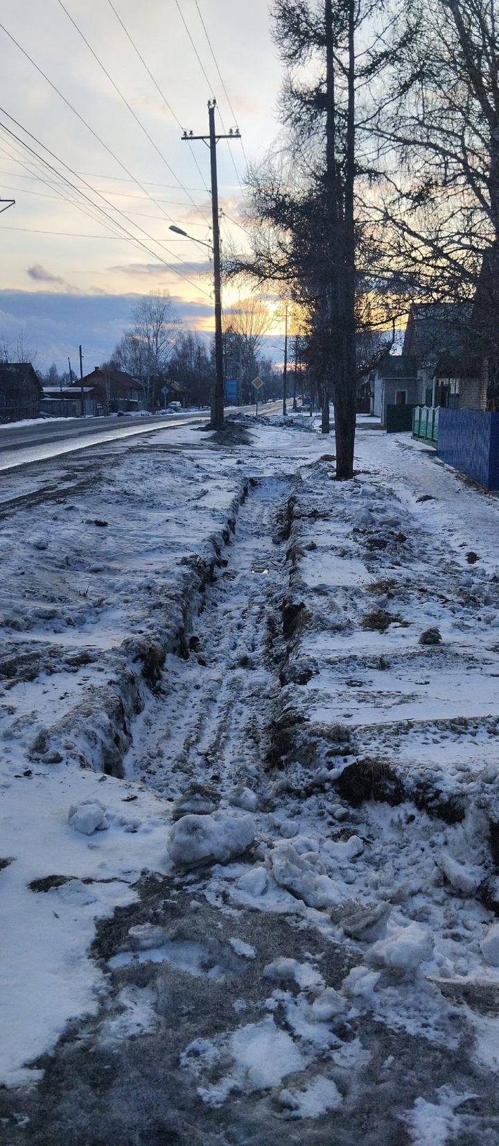 Богучаны уходят под воду: жители райцентра в Красноярском крае боятся  повторения трагедии в Орске - МК Красноярск