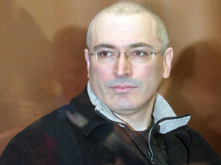 Суд в Москве изъял у Ходорковского и Лебедева 1,4 млрд рублей