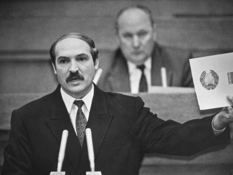 Превращение Лукашенко: 30 лет назад Белоруссия выбрала себе первого и пока что единственного президента