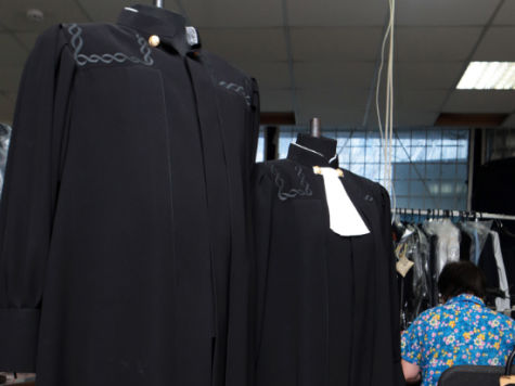 Судьи предлагают создать парадные мундиры для ношения вне заседаний